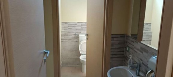 700m² Warehouse in Cinisello Balsamo, Italy No. 149538 27