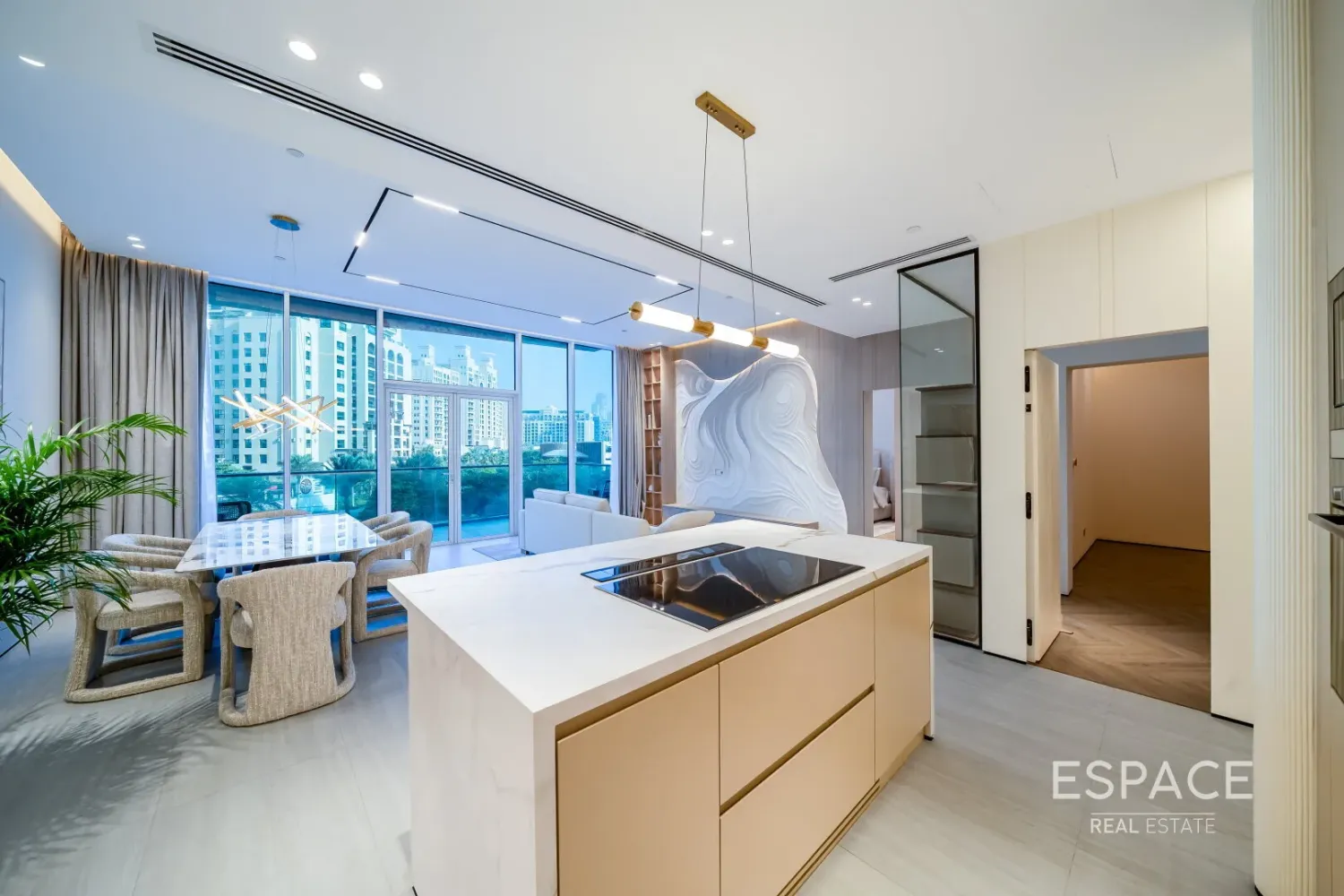 2 bedrooms Apartment for sale in Palm Jumeirah, Dubai, UAE № 108057