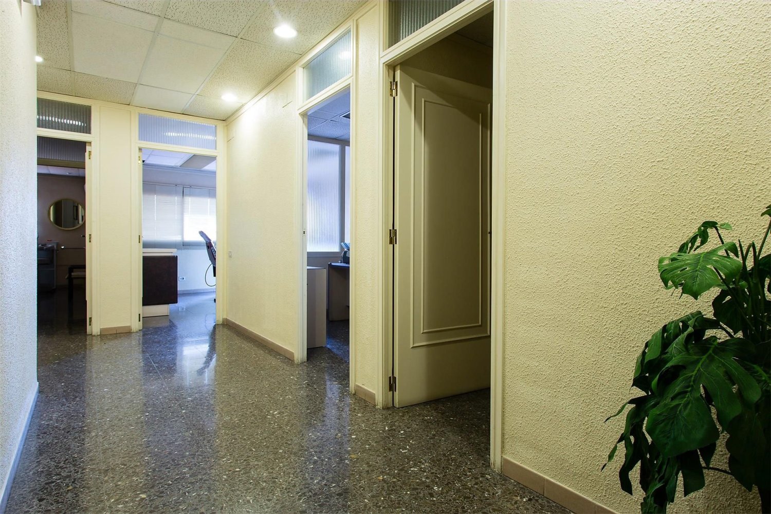 Büro in Castellon de la Plana, Spain 141m², Nr. 161568