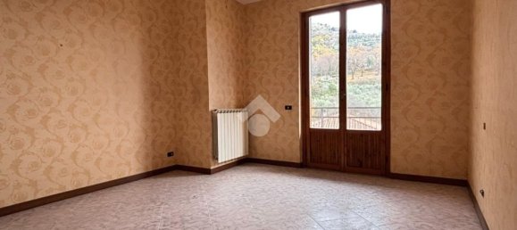 3غرفة شقة في Cave, Italy رقم 217139 28