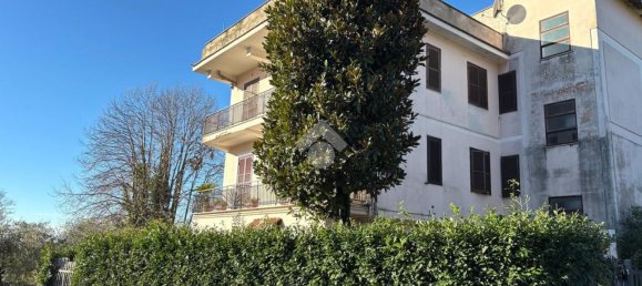 3غرفة شقة في Cave, Italy رقم 217139 46