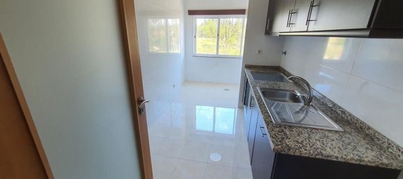 Apartamento de 2 dormitorios en Canelas, Portugal No. 35358 3