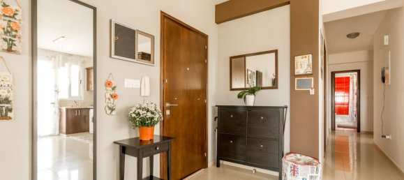 Apartamento de 3 dormitorios en Paphos, Cyprus No. 24222 19