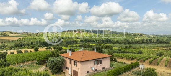 3 Schlafzimmer Grundstück in Grosseto, Italy, Nr. 143961 12