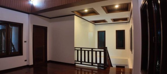 Вилла с 4 спальнями в Чалонг, Таиланд № 24655 5