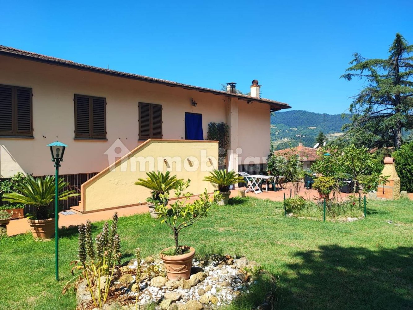 Apartamento de 3 dormitorios en Vaglia, Italy No. 48676