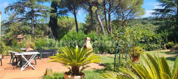 Apartamento de 3 dormitorios en Vaglia, Italy No. 48676 15