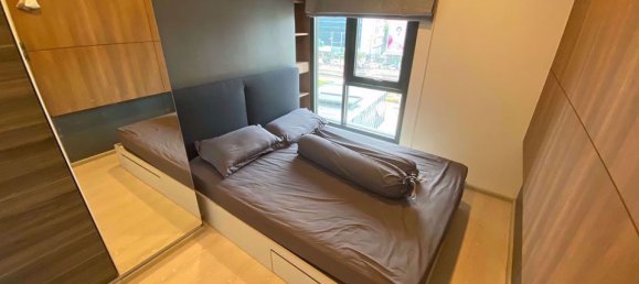 Apartamento com 1 quarto em condomínio em Huai Khwang, Thailand N.º 10102 4