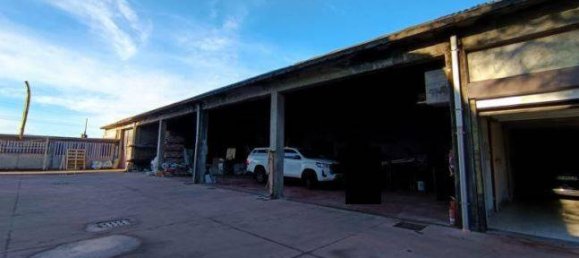 3 Schlafzimmer Villa in Robecchetto con Induno, Italy, Nr. 268293 32