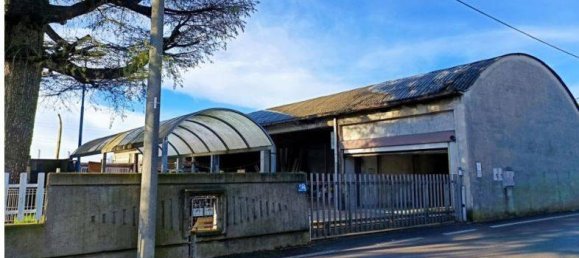 3 Schlafzimmer Villa in Robecchetto con Induno, Italy, Nr. 268293 5