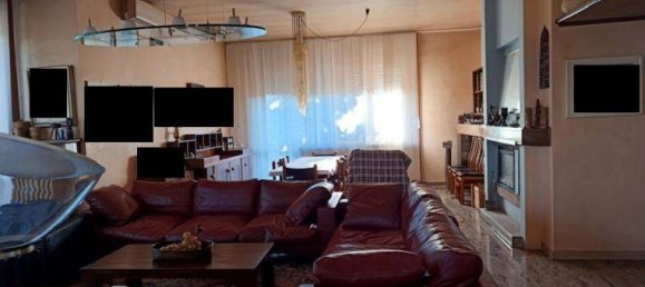 3 Schlafzimmer Villa in Robecchetto con Induno, Italy, Nr. 268293 9