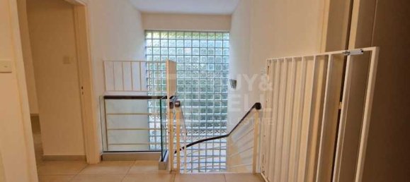 Propiedad comercial de 4 dormitorios en Limassol, Cyprus No. 67686 13