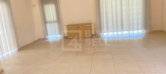 Propiedad comercial de 4 dormitorios en Limassol, Cyprus No. 67686 8