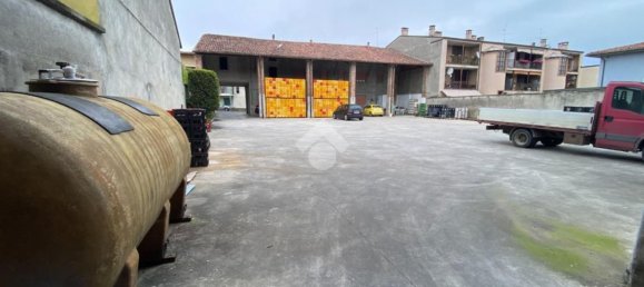 6غرفة منزل في Borgo San Giacomo, Italy رقم 119016 2