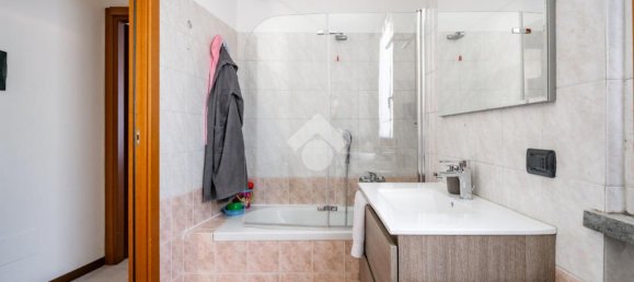 1 غرف نوم شقة في Valmadrera, Italy رقم 298380 17