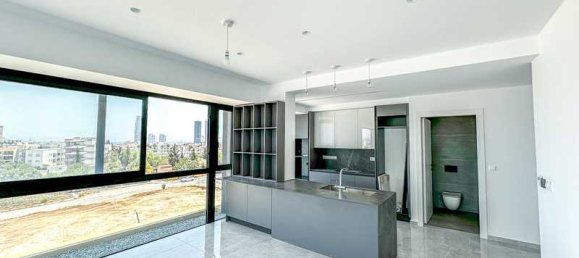 3 bedrooms Penthouse in Limassol, Cyprus No. 14043 9