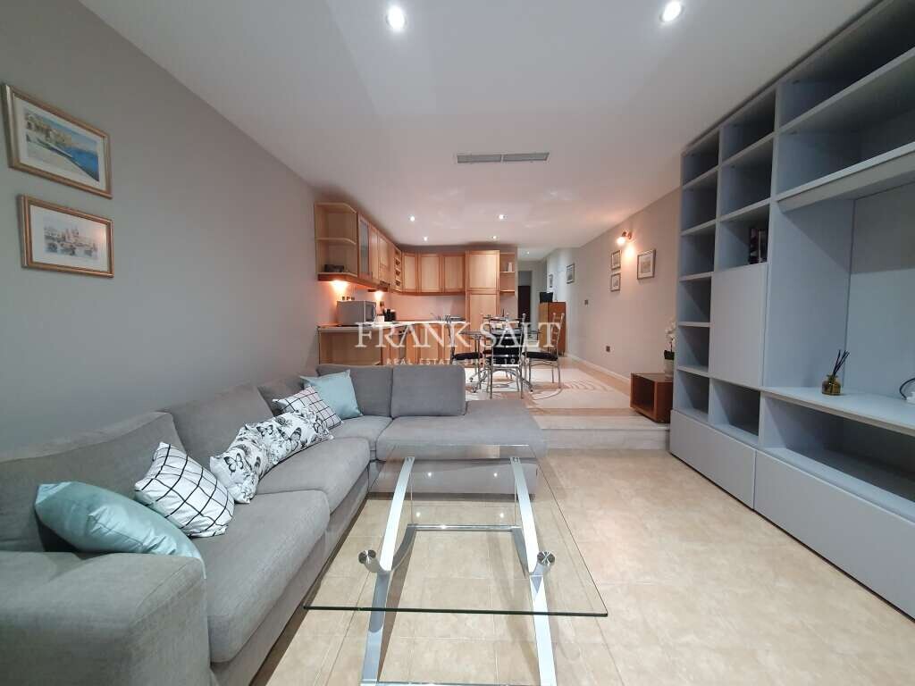 1 غرف نوم شقة في Saint Julian's, Malta رقم 7704