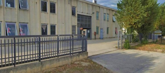 1 room Commercial property in Perugia, Italy No. 126397 10