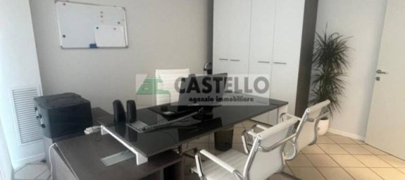 3 rooms Commercial property in Cadoneghe, Italy No. 347227 4