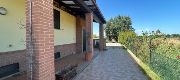 4 rooms House in Castiglione del Lago, Italy No. 142159 10