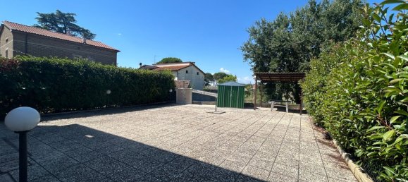 4 rooms House in Castiglione del Lago, Italy No. 142159 22