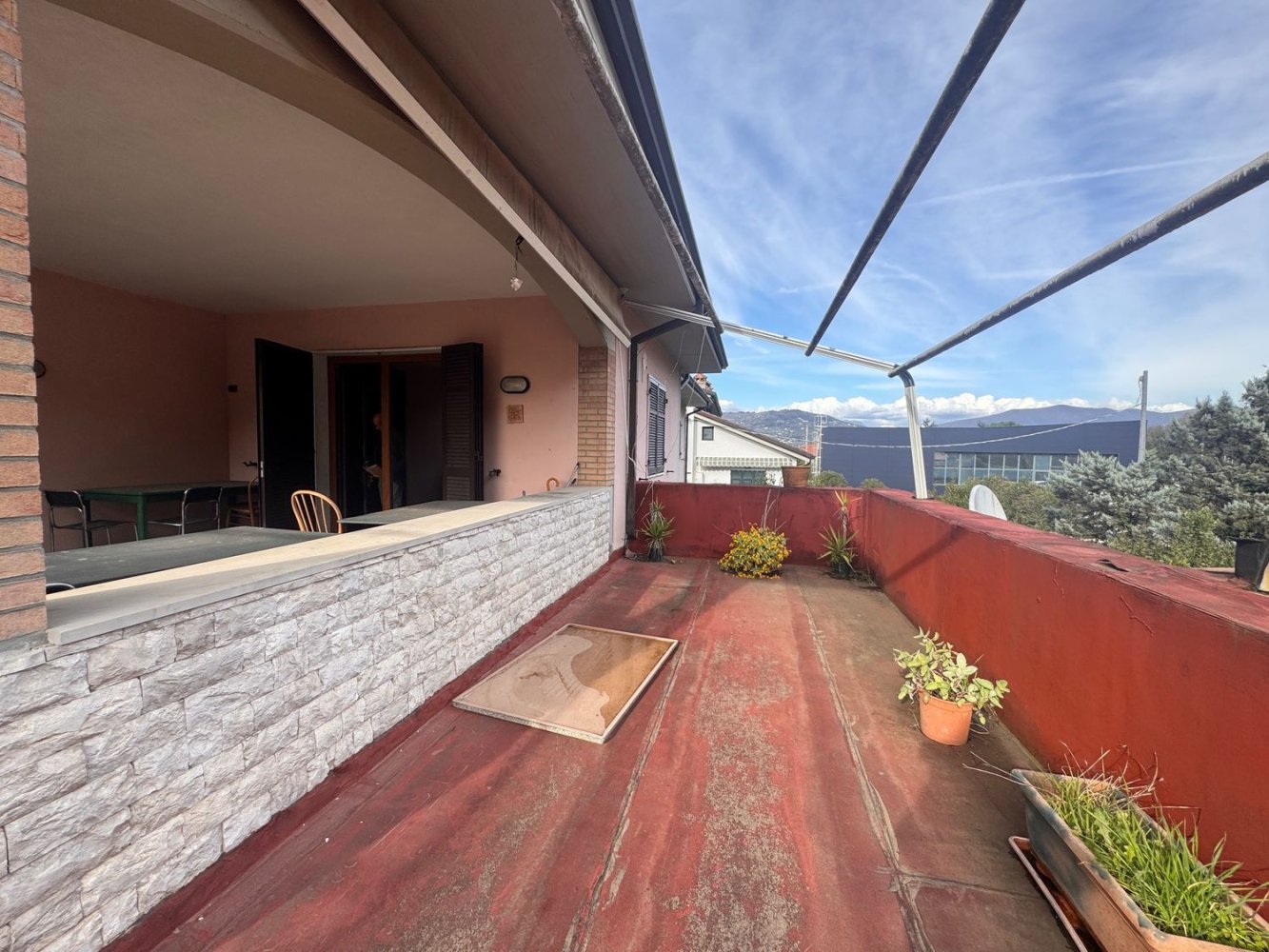 Villa de 6 habitaciónes en Follo, Italy No. 36535