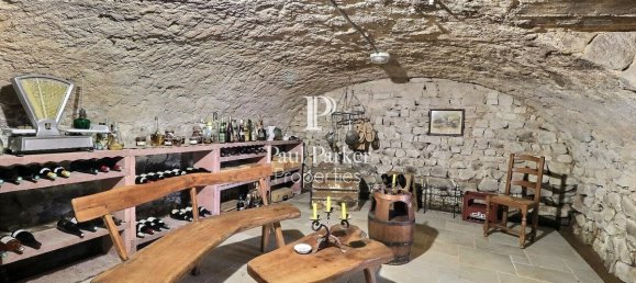 6 bedrooms House in Cluny, France No. 267982 16