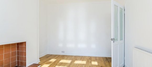 3 bedrooms House in London, United Kingdom No. 11591 7