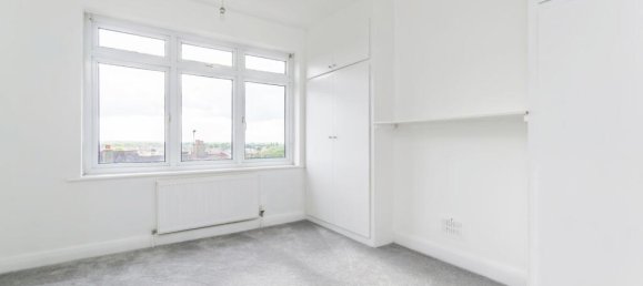 3 bedrooms House in London, United Kingdom No. 11591 12