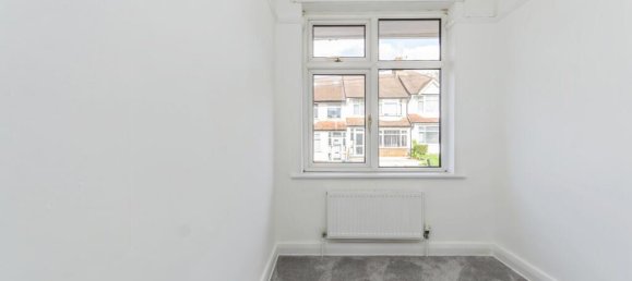 3 bedrooms House in London, United Kingdom No. 11591 14