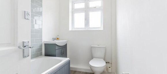 3 bedrooms House in London, United Kingdom No. 11591 9