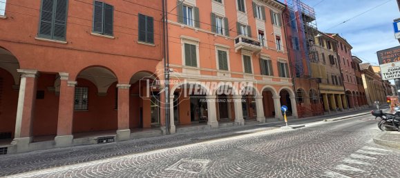 Studio à Bologna, Italy No. 59359 8