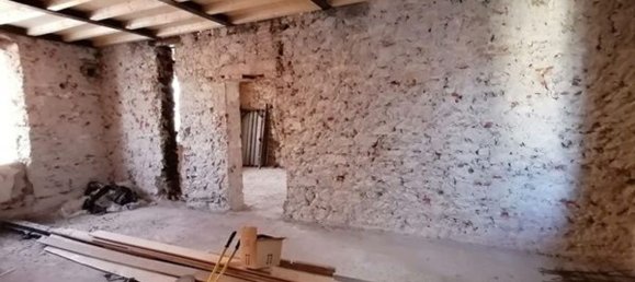 3 rooms Apartment in Lucca, Italy No. 39117 15