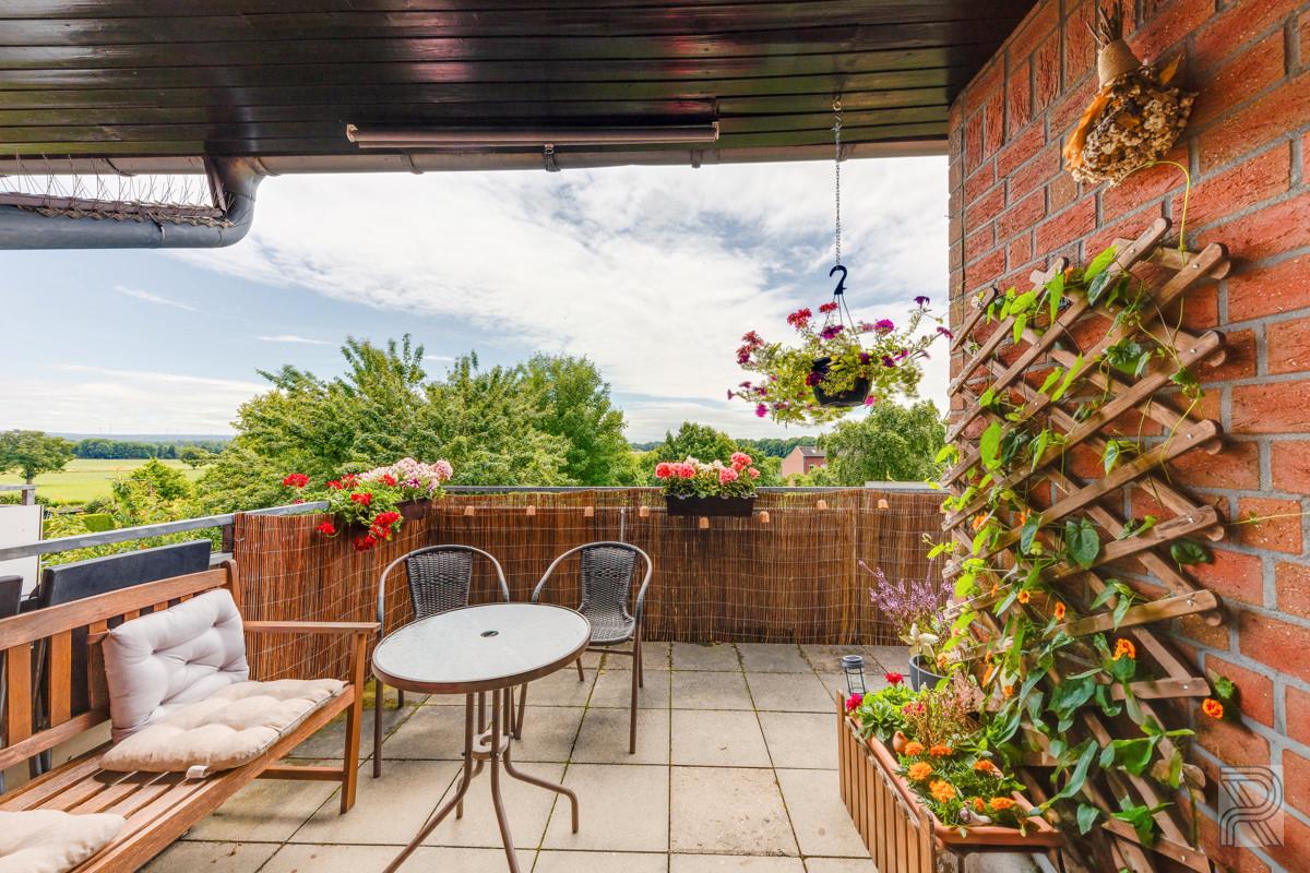 2 bedrooms Apartment in Aachen, Germany No. 328076