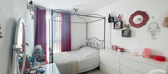 3 chambres Appartement à Chatou, France No. 324620 4