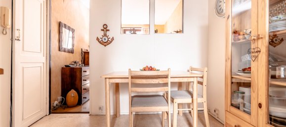 2 rooms Apartment in Paris, France No. 364044 7