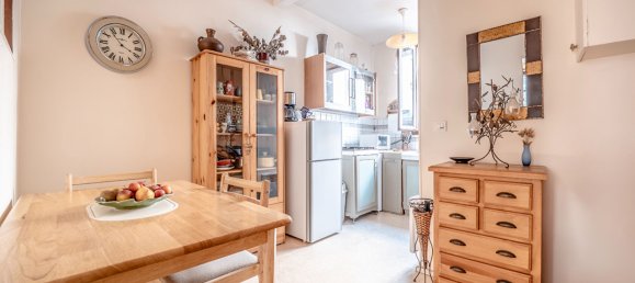 2 rooms Apartment in Paris, France No. 364044 3