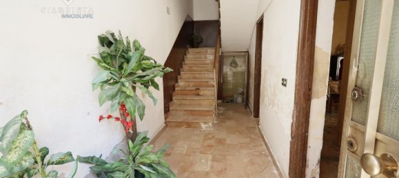 3-Zimmer Haus in Palagonia, Italy, Nr. 230940 3