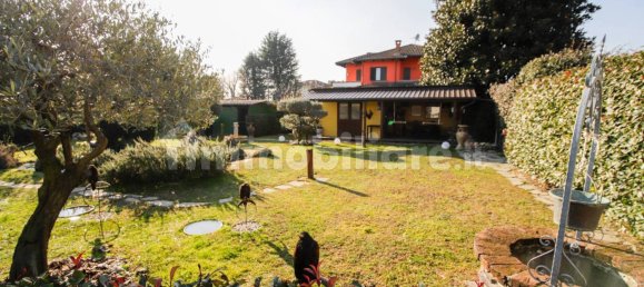 5 bedrooms House in Cirié, Italy No. 214587 18