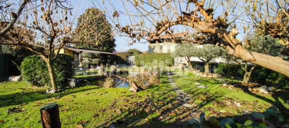 5 bedrooms House in Cirié, Italy No. 214587 16