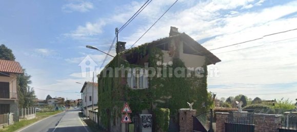 5 bedrooms House in Cirié, Italy No. 214587 2