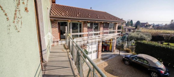 5 bedrooms House in Cirié, Italy No. 214587 37