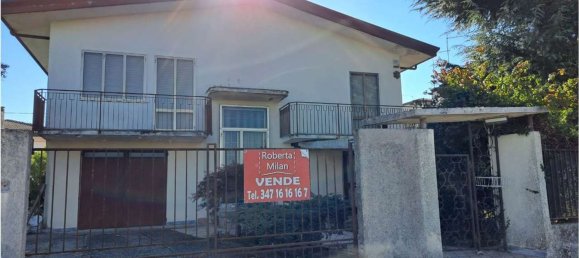 8 غرف نوم منزل في Venice, Italy رقم 328924 9