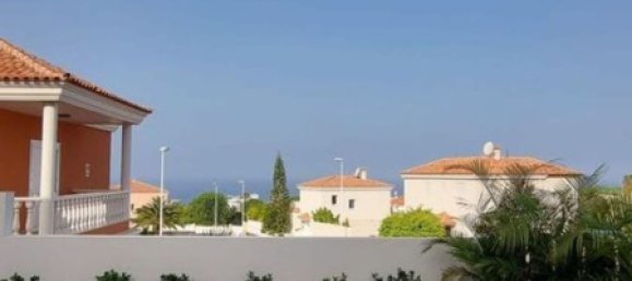 6 bedrooms House in Adeje, Spain No. 28005 4