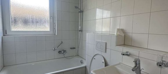 Квартира с 3 спальнями в Лёррах, Германия № 111707 5