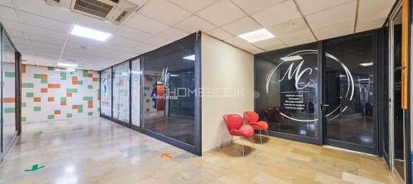 34m² Commercial property in Cascais, Portugal No. 97413 4