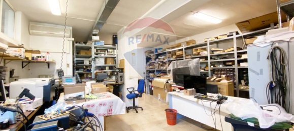 4 rooms Commercial property in Rome, Italy No. 172494 16