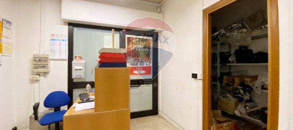 4 rooms Commercial property in Rome, Italy No. 172494 20