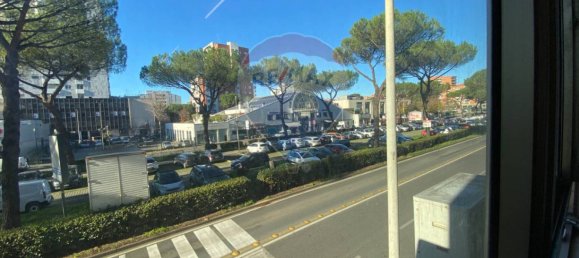 4 rooms Commercial property in Rome, Italy No. 172494 7