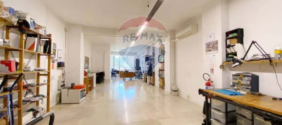 4 rooms Commercial property in Rome, Italy No. 172494 10